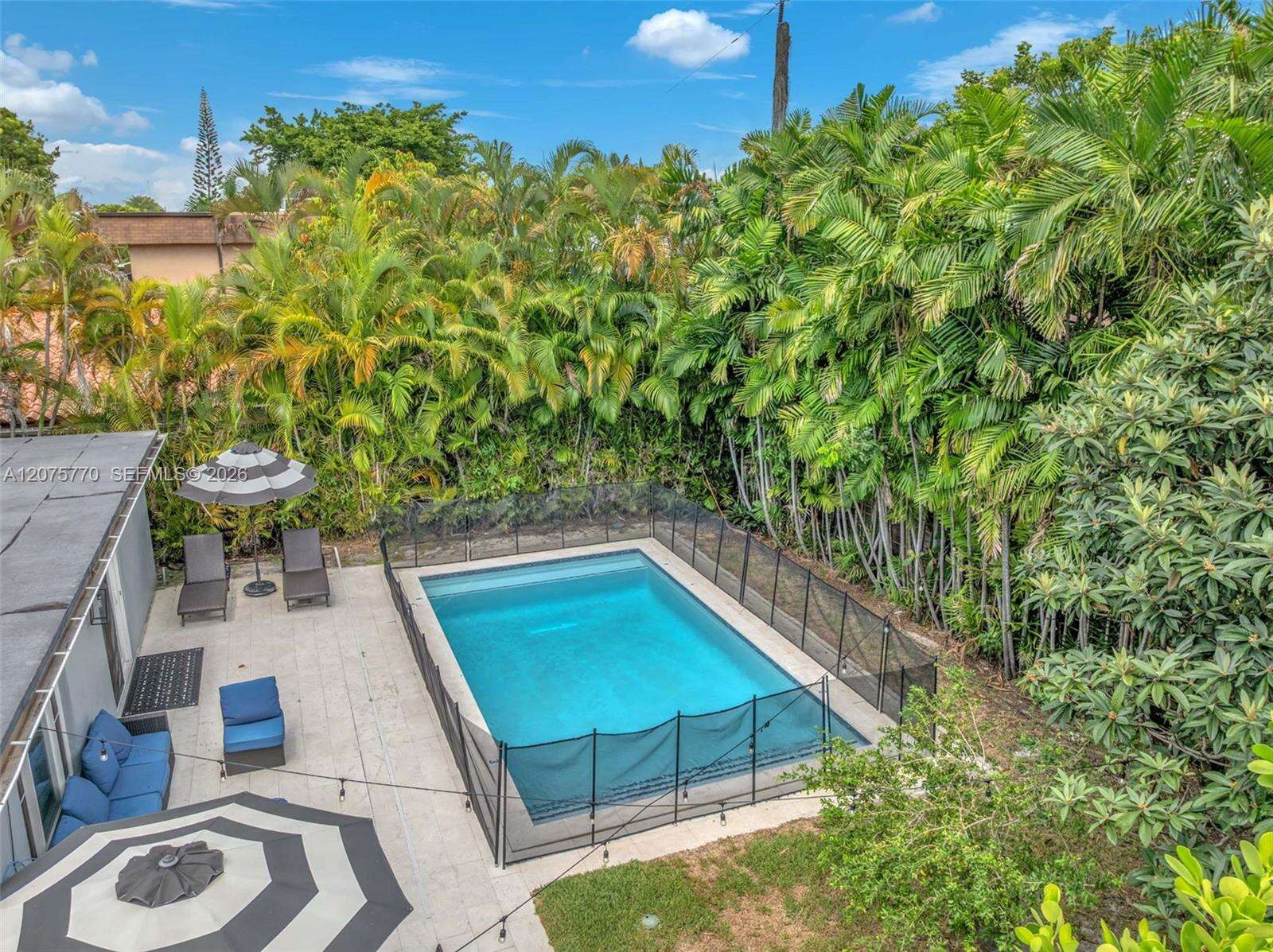 907 5th St, Hallandale Beach, FL 33009 - For Sale photo 27