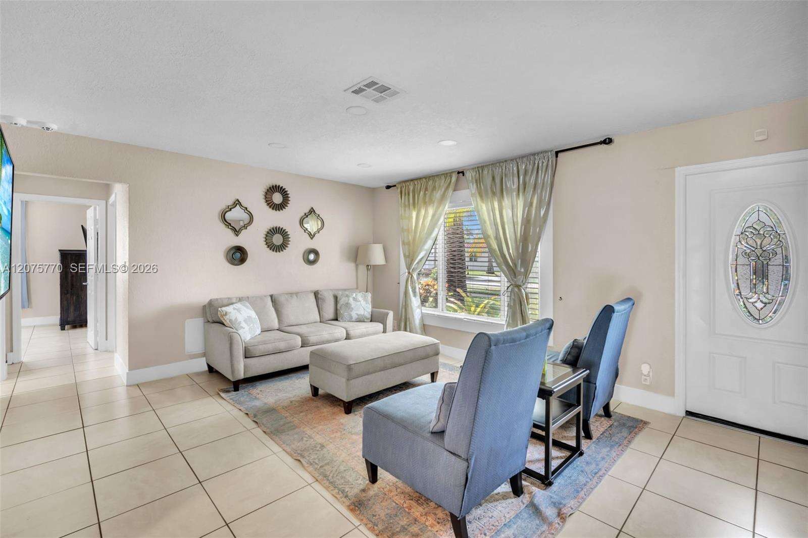 907 5th St, Hallandale Beach, FL 33009 - For Sale photo 4