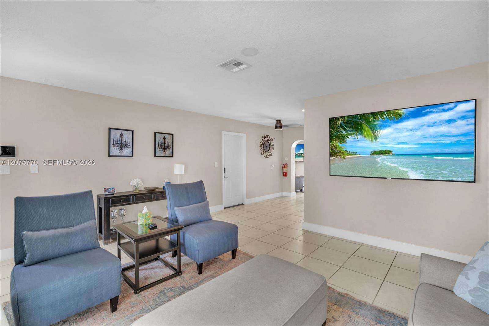 907 5th St, Hallandale Beach, FL 33009 - For Sale photo 6