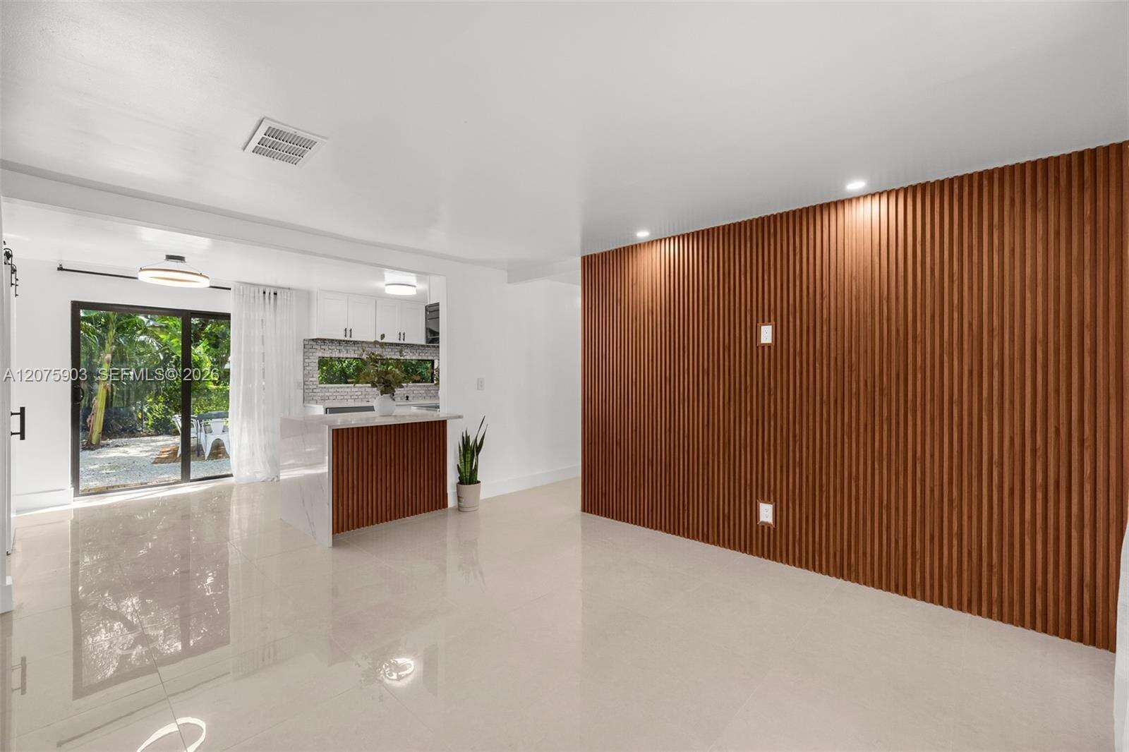 5741 Simms St, Hollywood, FL 33021 - For Sale photo 4