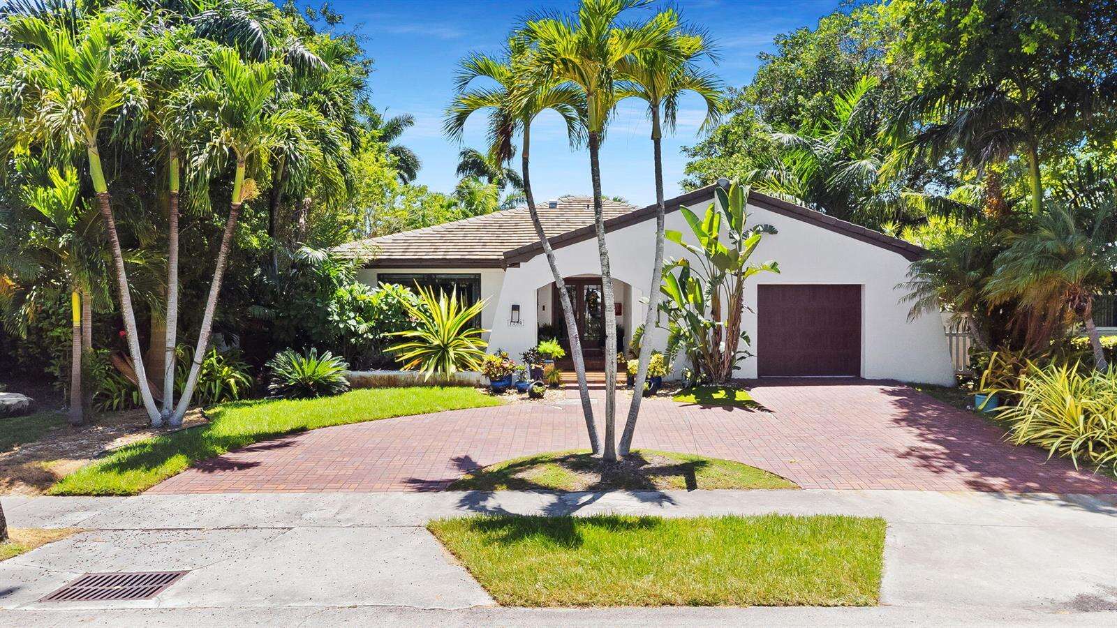 1230 Taylor, Hollywood, FL 33019 - For Sale photo 1