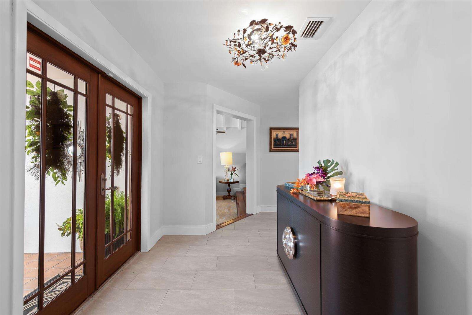 1230 Taylor, Hollywood, FL 33019 - For Sale photo 4