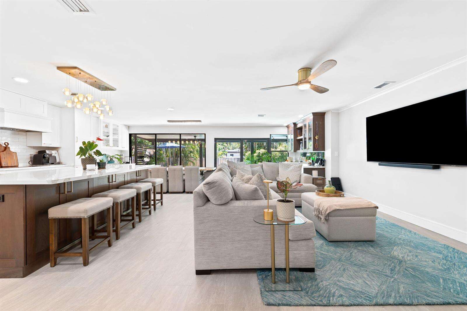 1230 Taylor, Hollywood, FL 33019 - For Sale photo 6