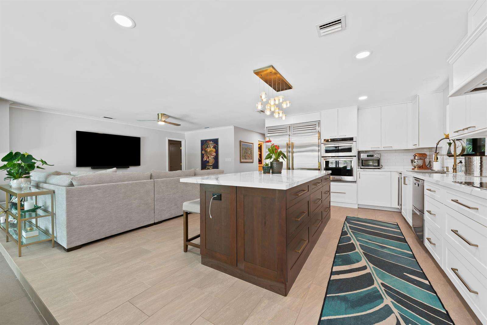 1230 Taylor, Hollywood, FL 33019 - For Sale photo 9