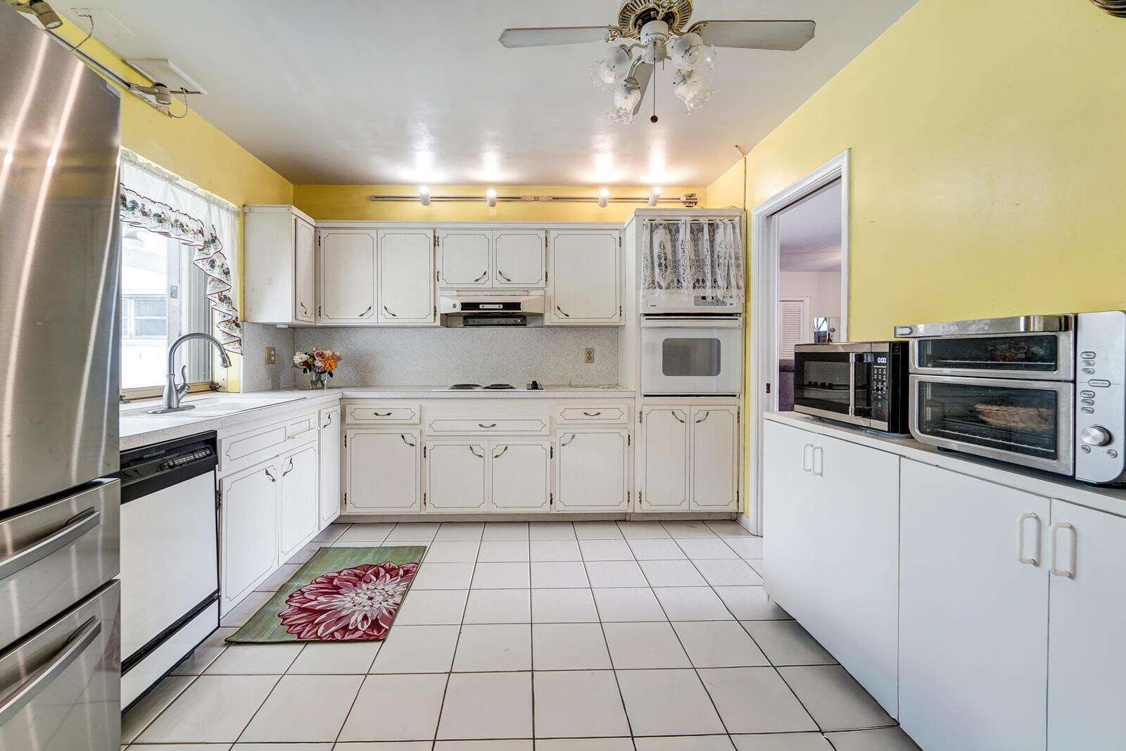 3932 Adams, Hollywood, FL 33021 - For Sale photo 8