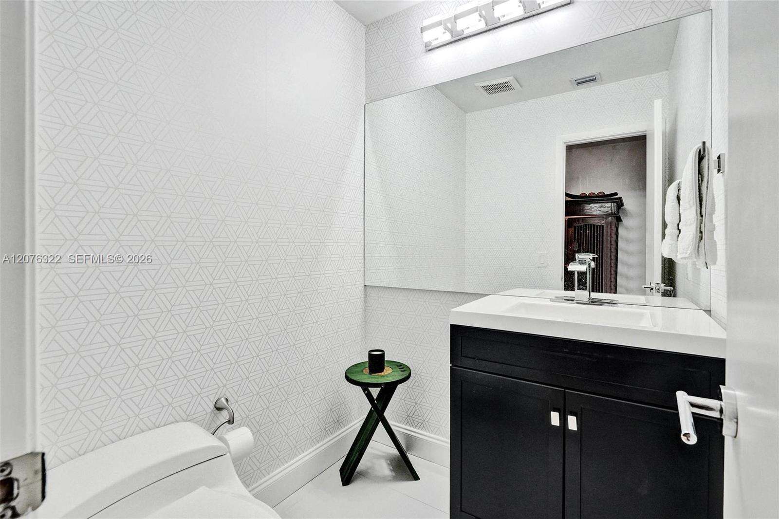 18 Boxwood Rd, Hollywood, FL 33021 - For Sale photo 22