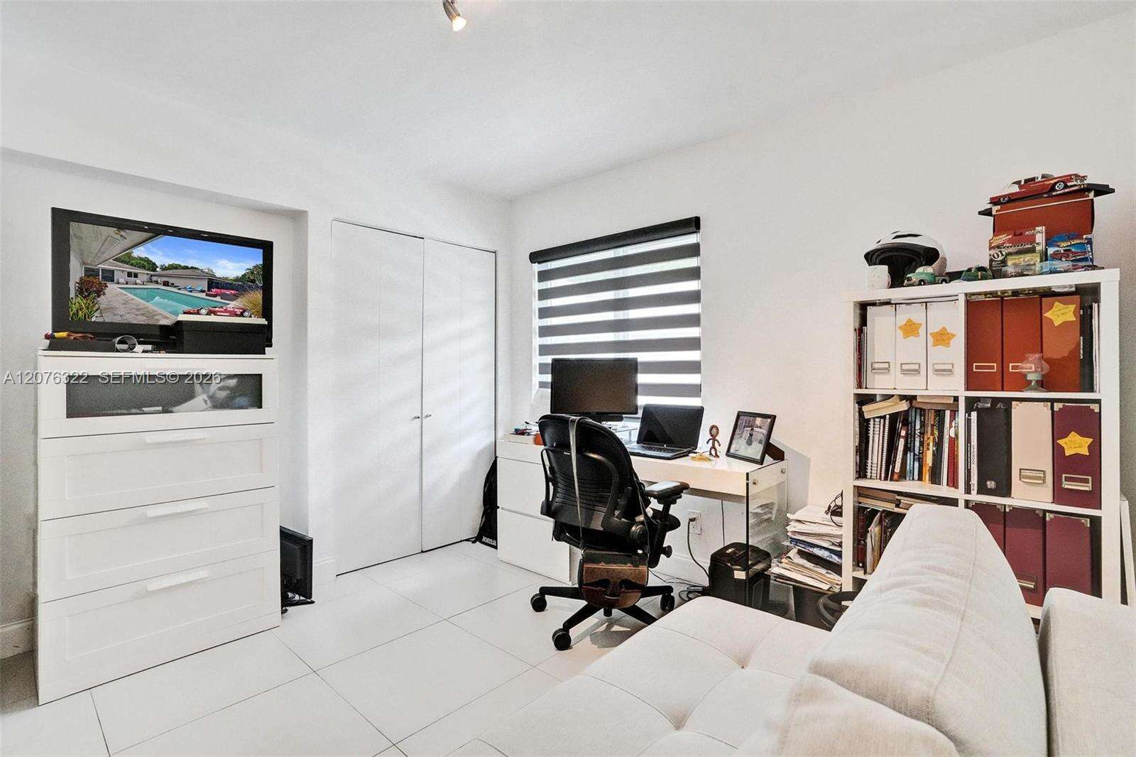 18 Boxwood Rd, Hollywood, FL 33021 - For Sale photo 38