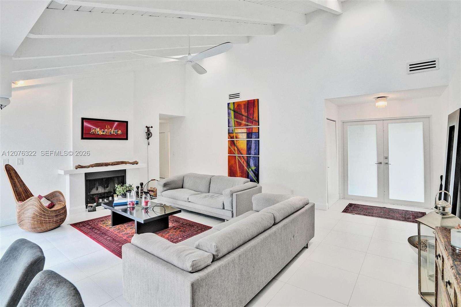18 Boxwood Rd, Hollywood, FL 33021 - For Sale photo 5