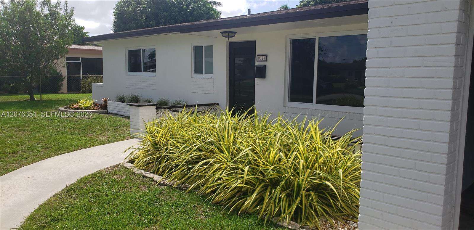 8320 24th Ct, Pembroke Pines, FL 33024 - For Sale photo 9