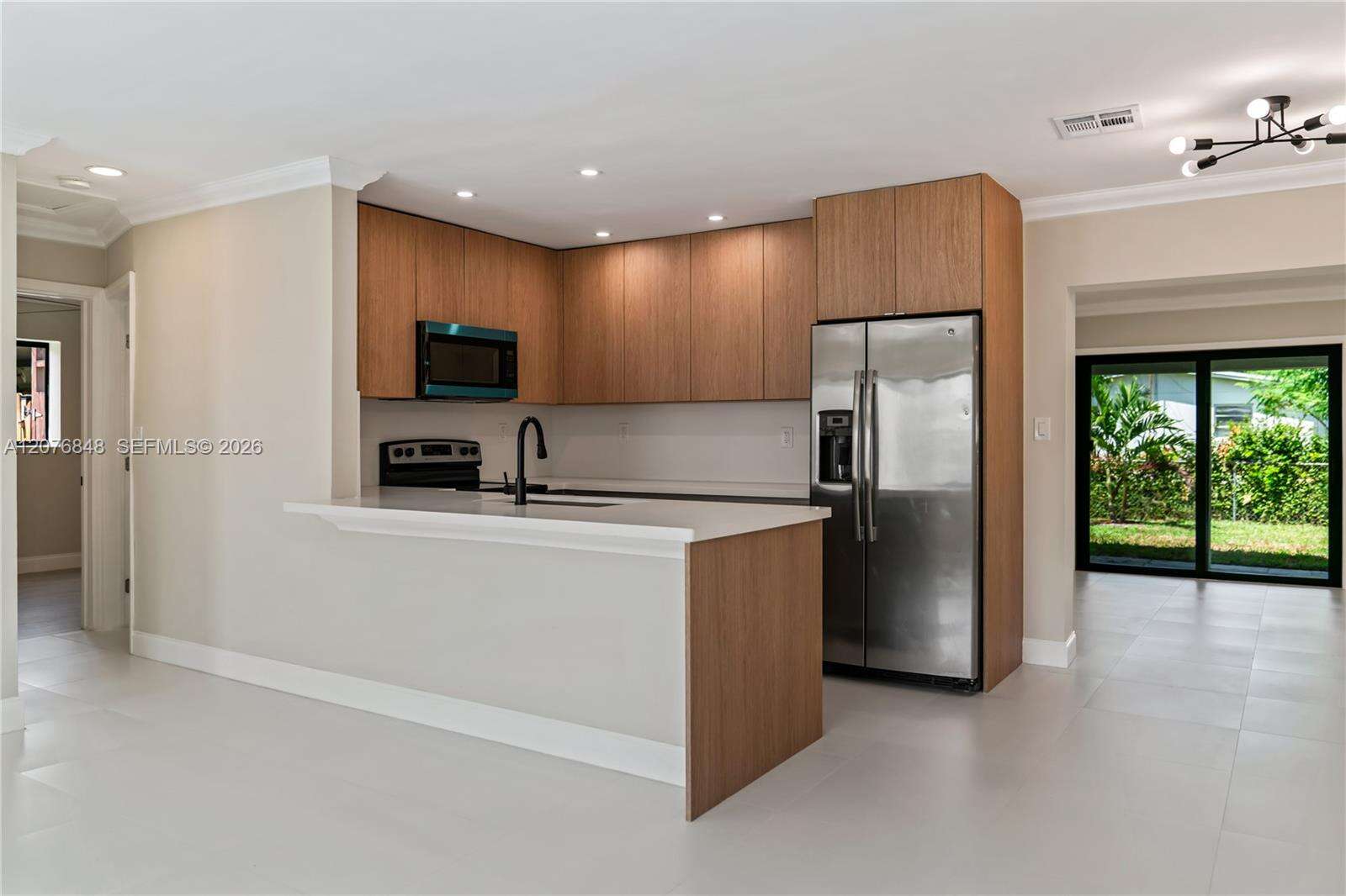 220 69th Ter, Hollywood, FL 33024 - For Sale photo 14