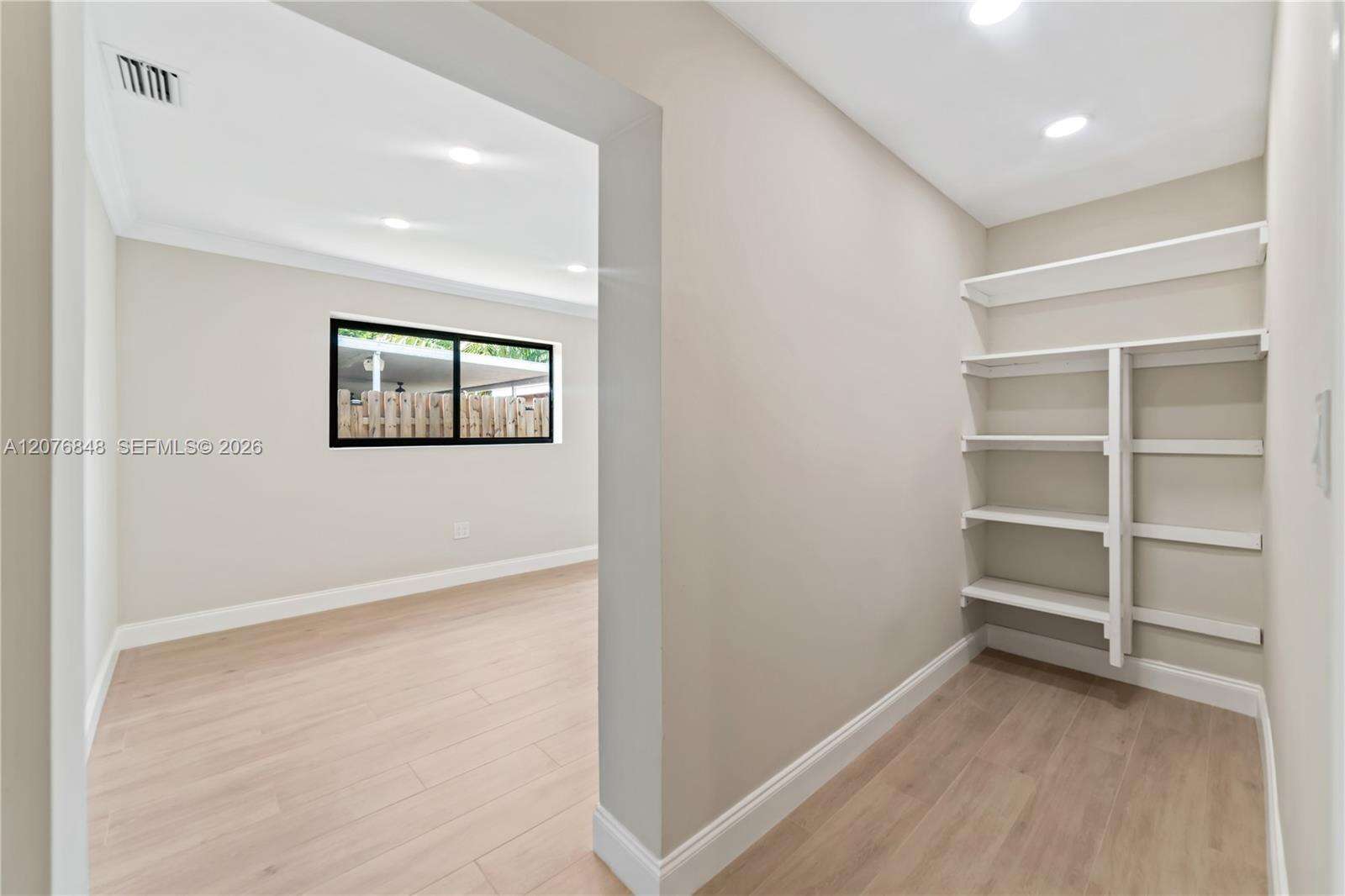 220 69th Ter, Hollywood, FL 33024 - For Sale photo 22