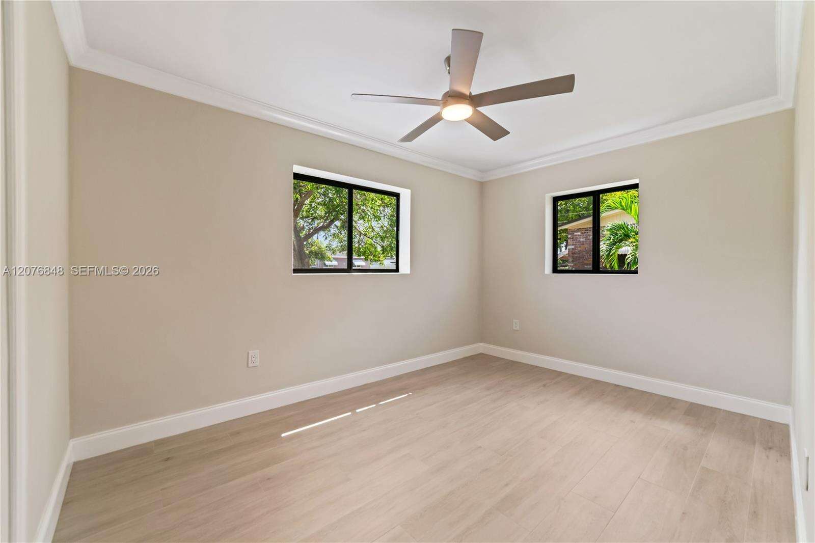 220 69th Ter, Hollywood, FL 33024 - For Sale photo 34