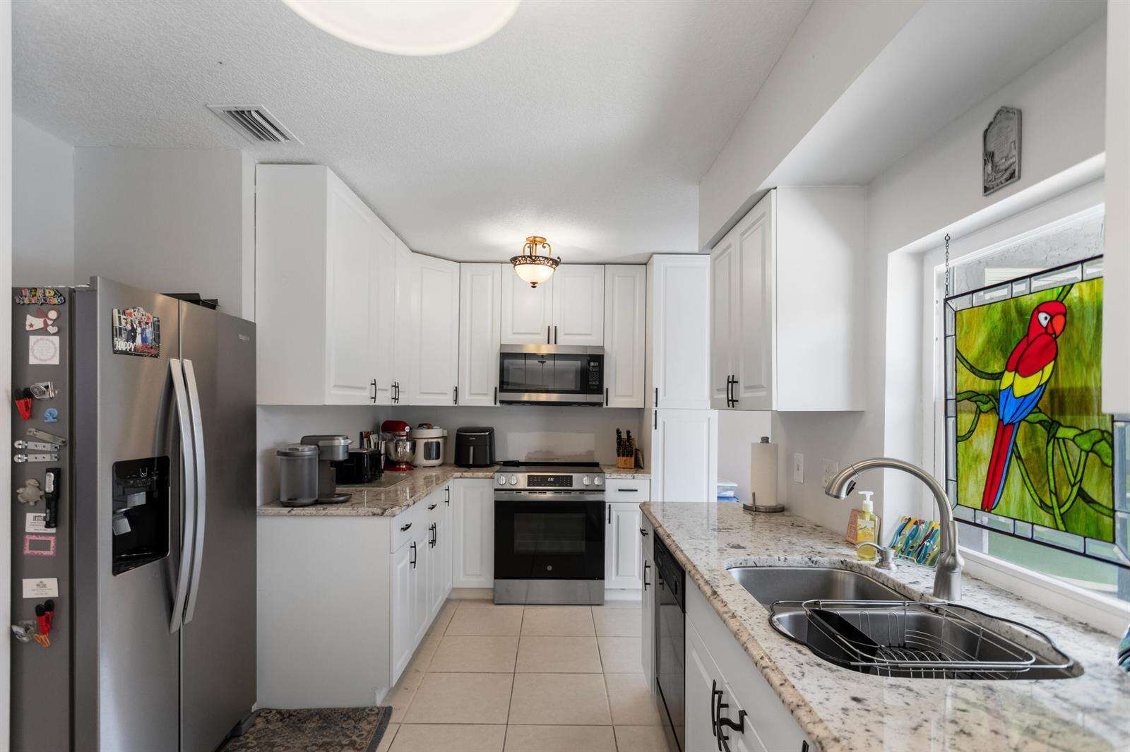 8621 3rd, Pembroke Pines, FL 33024 - For Sale photo 3