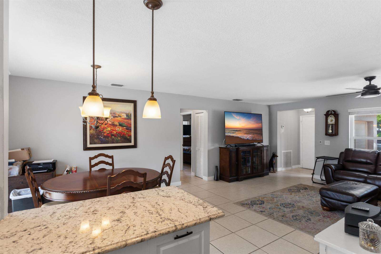 8621 3rd, Pembroke Pines, FL 33024 - For Sale photo 4