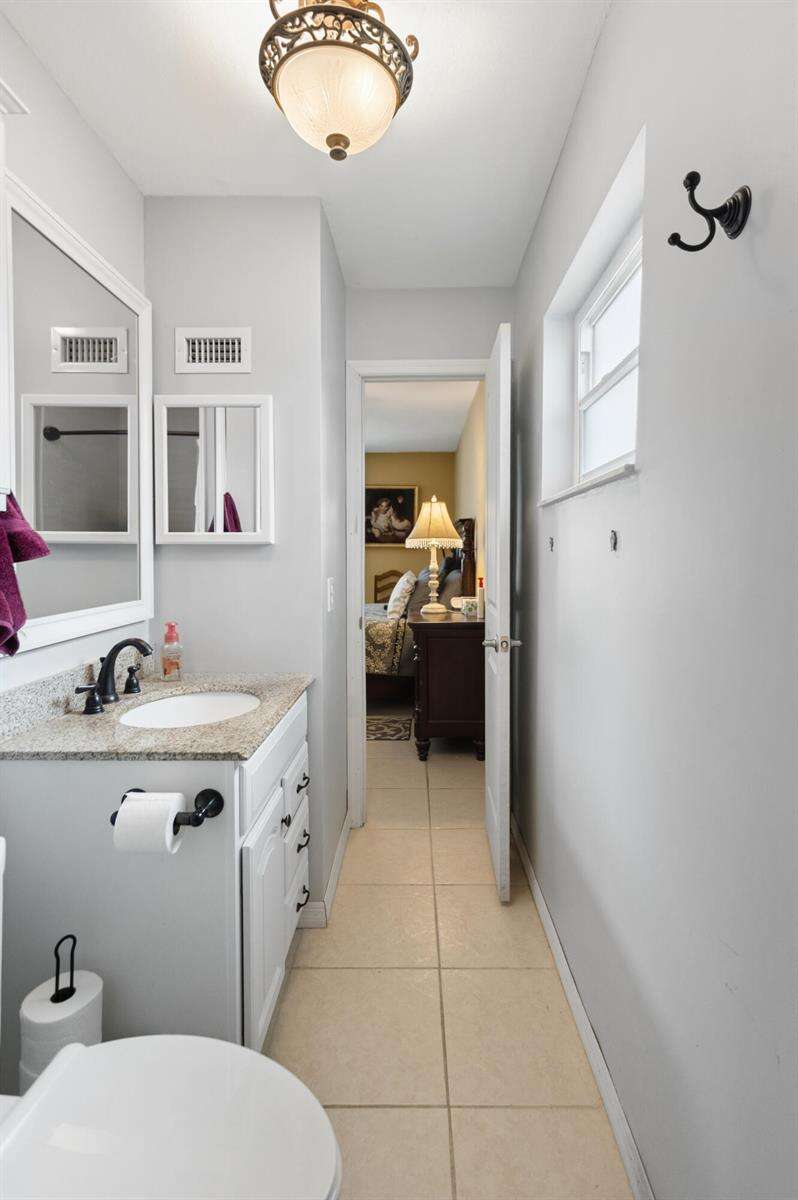 8621 3rd, Pembroke Pines, FL 33024 - For Sale photo 32
