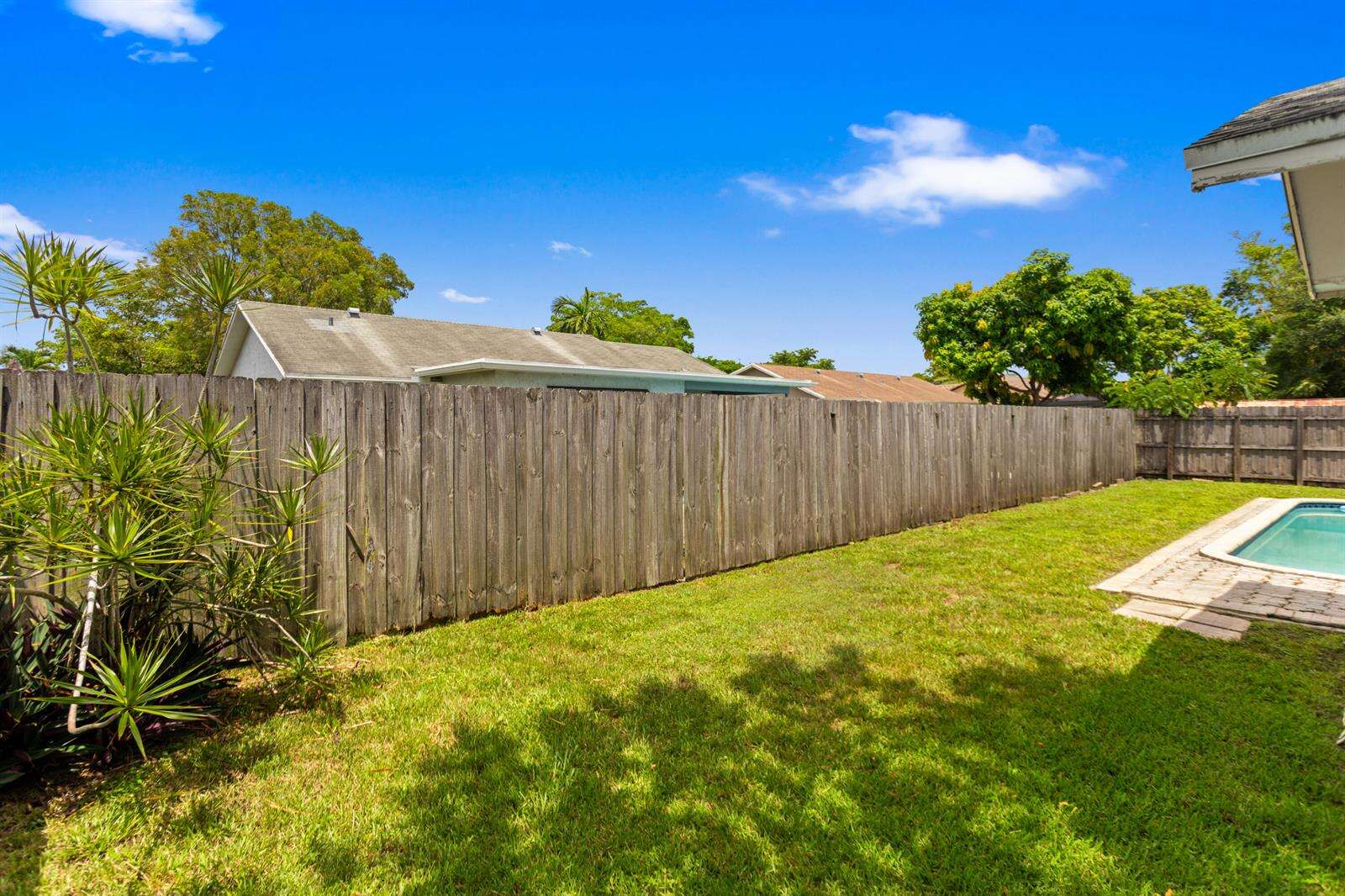 8621 3rd, Pembroke Pines, FL 33024 - For Sale photo 48
