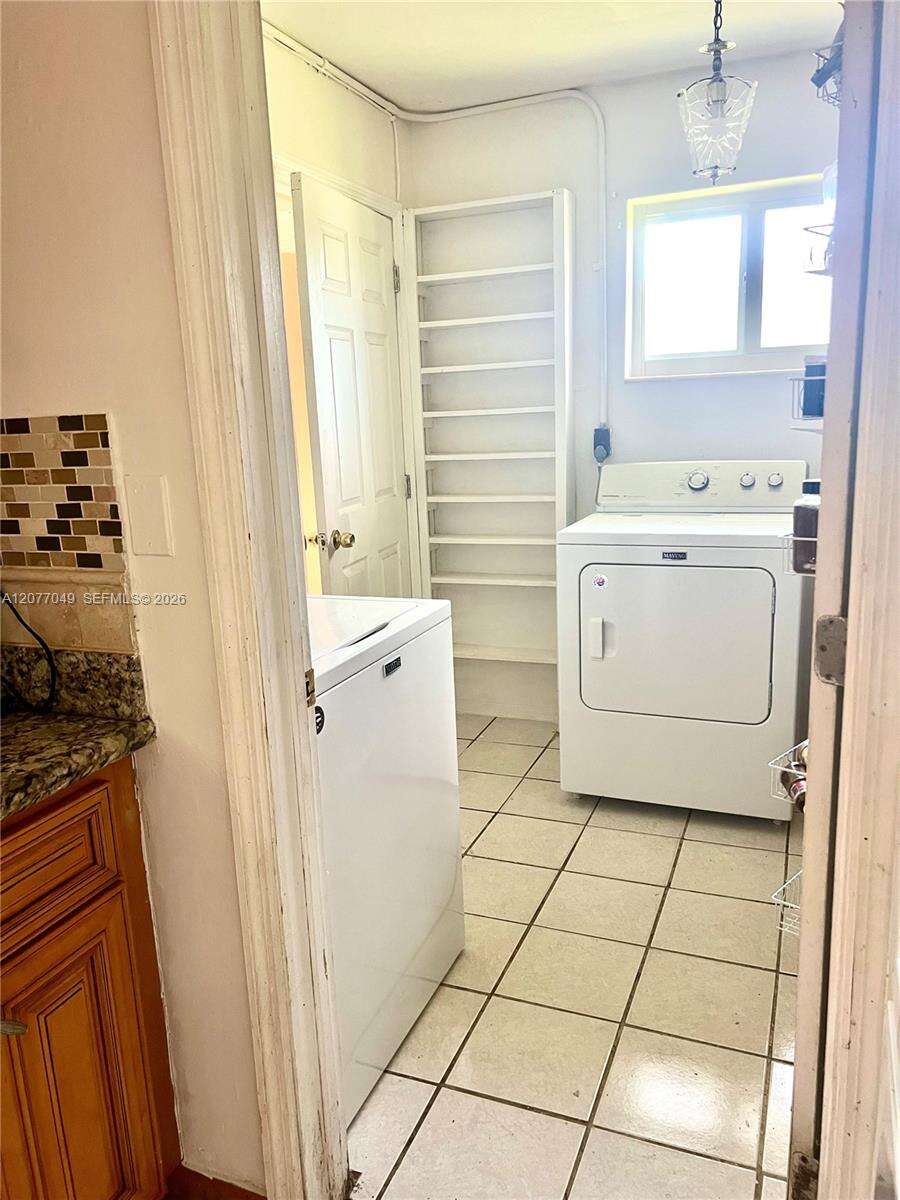 106 32nd Ave, Hollywood, FL 33021 - For Sale photo 12