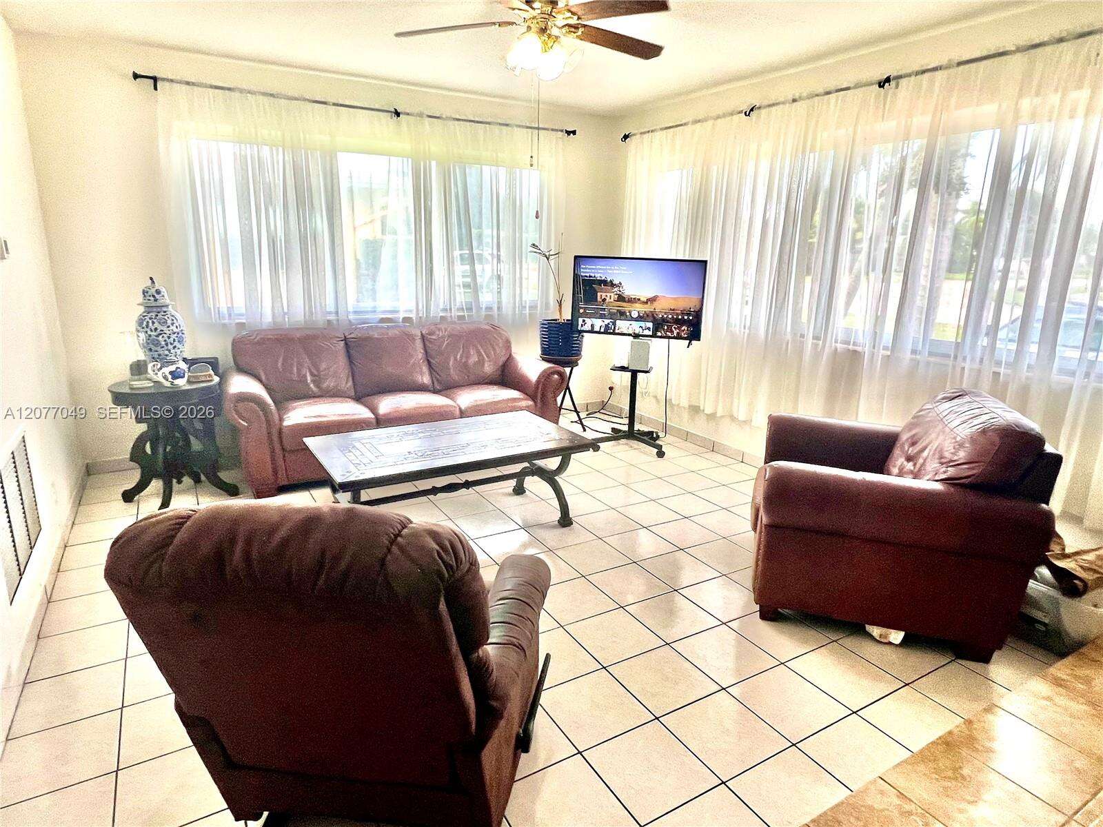 106 32nd Ave, Hollywood, FL 33021 - For Sale photo 4