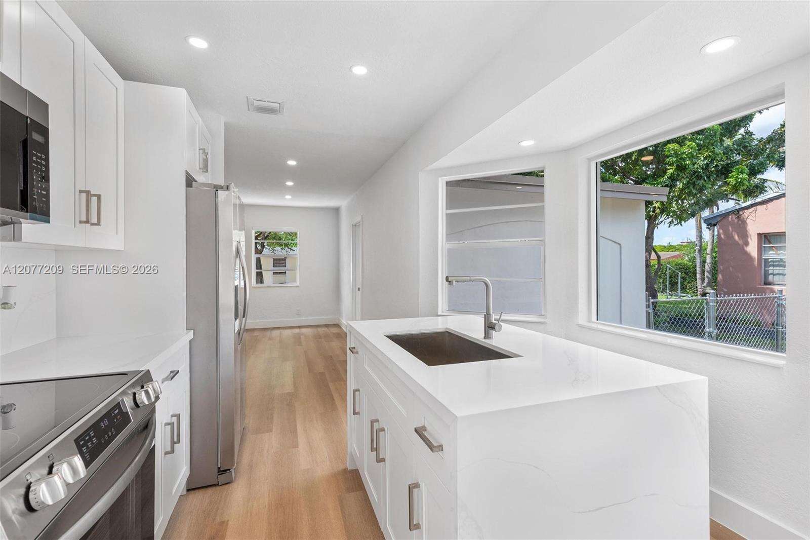2839 Mayo St, Hollywood, FL 33020 - For Sale photo 9
