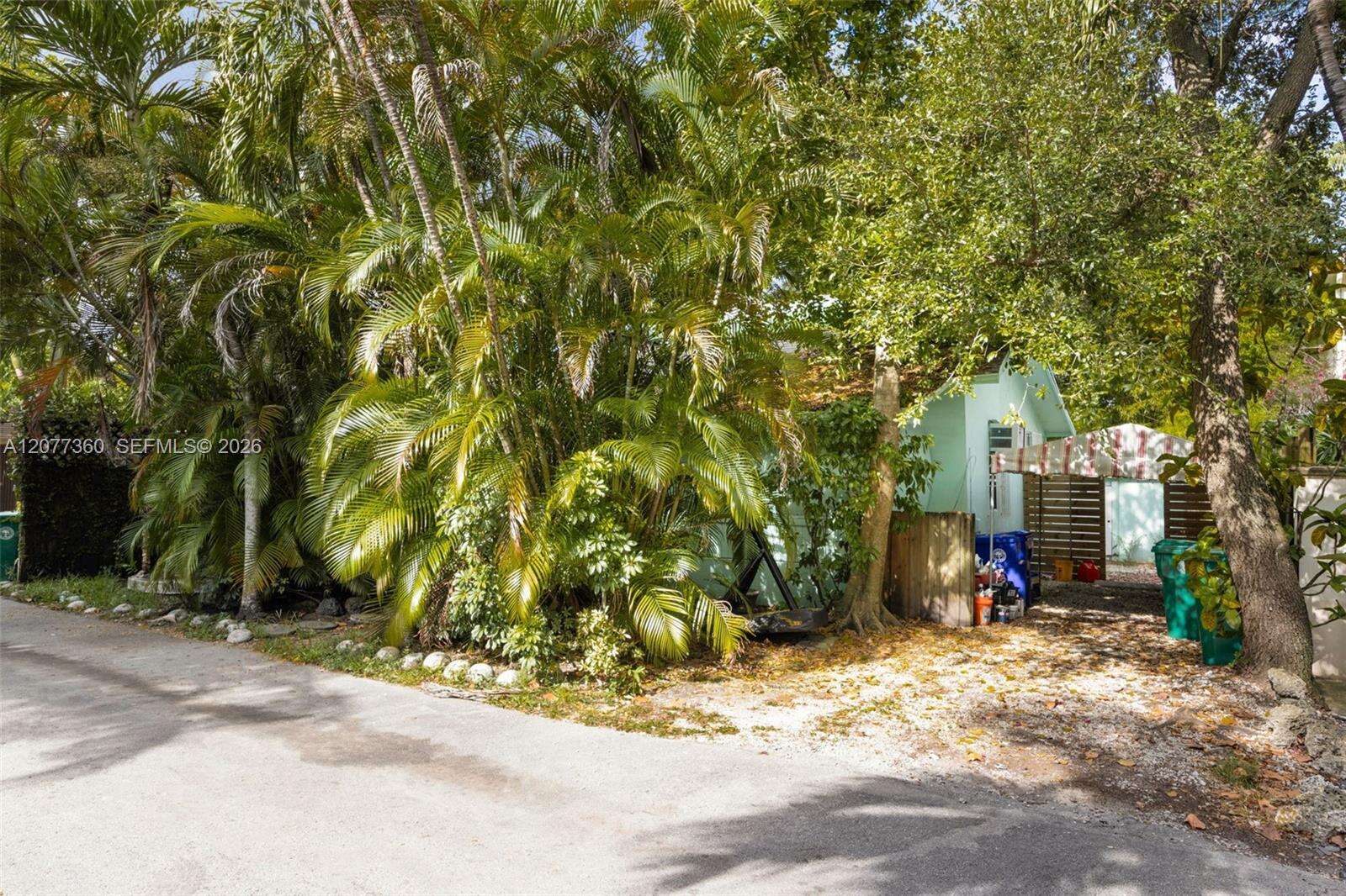 2952 Louise St, Coconut Grove, FL 33133 - For Sale photo 6