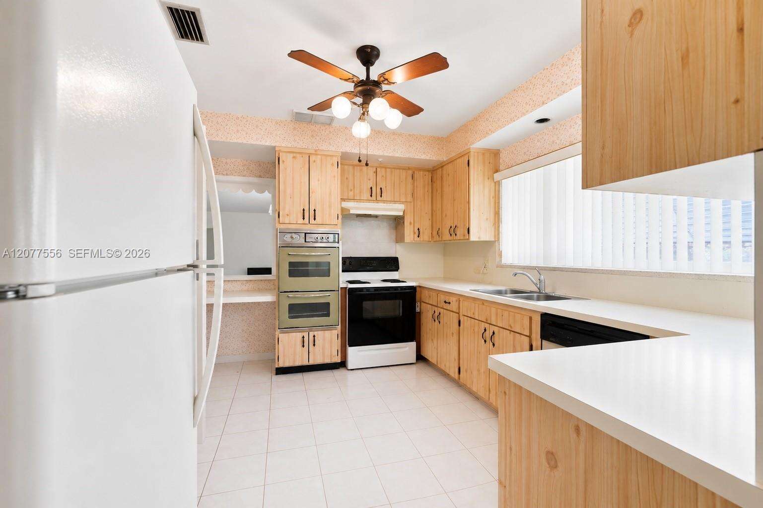 425 15th Ave, Hollywood, FL 33020 - For Sale photo 13