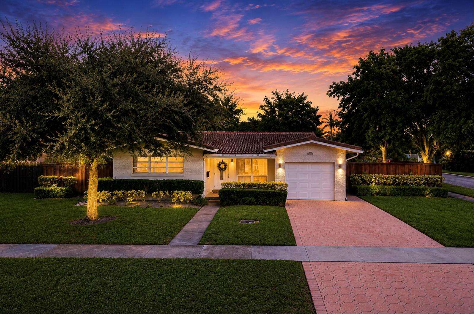 3620 Arthur, Hollywood, FL 33021 - For Sale photo 2