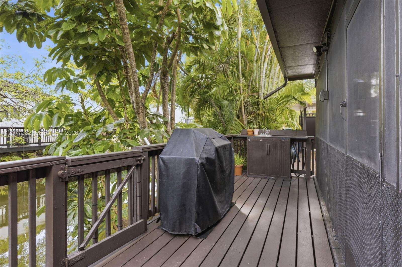 2485 214th St, Miami, FL 33180 - For Sale photo 34
