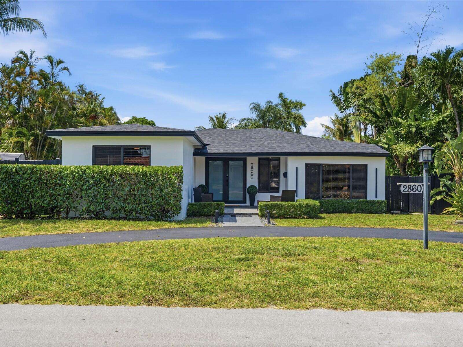 2860 Monroe, Hollywood, FL 33020 - For Sale photo 3