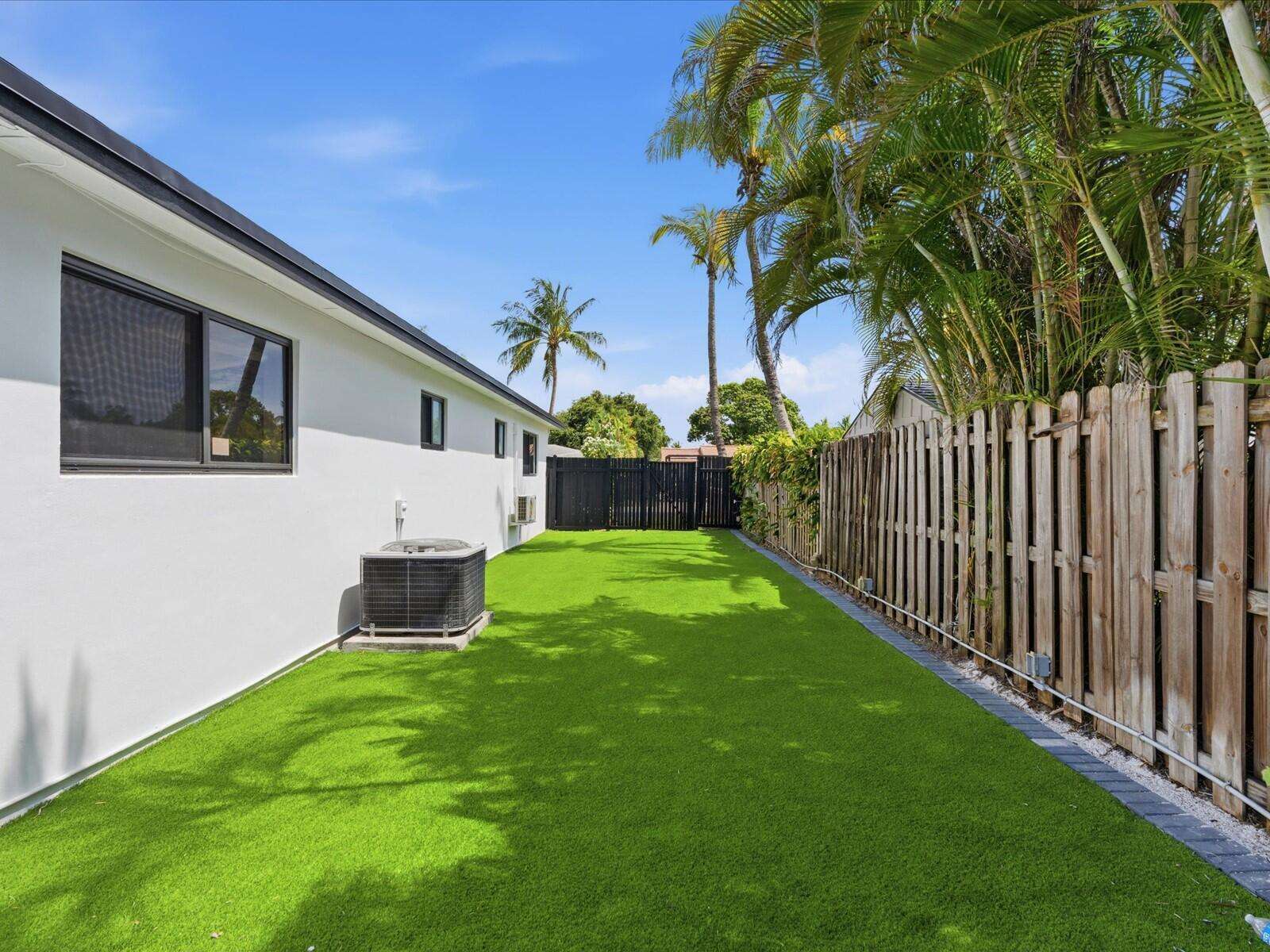 2860 Monroe, Hollywood, FL 33020 - For Sale photo 30