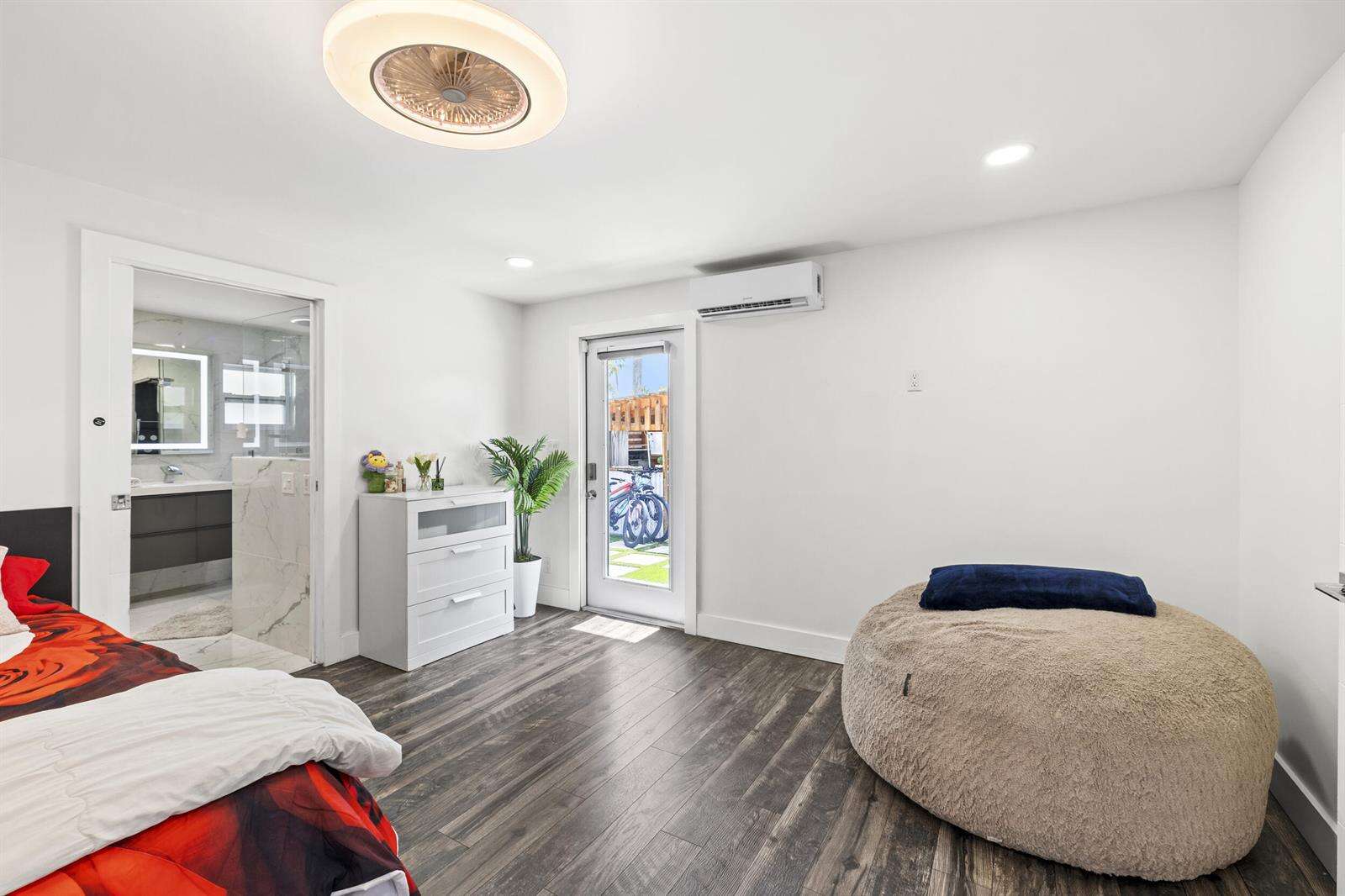 3230 Roosevelt, Hollywood, FL 33021 - For Sale photo 19