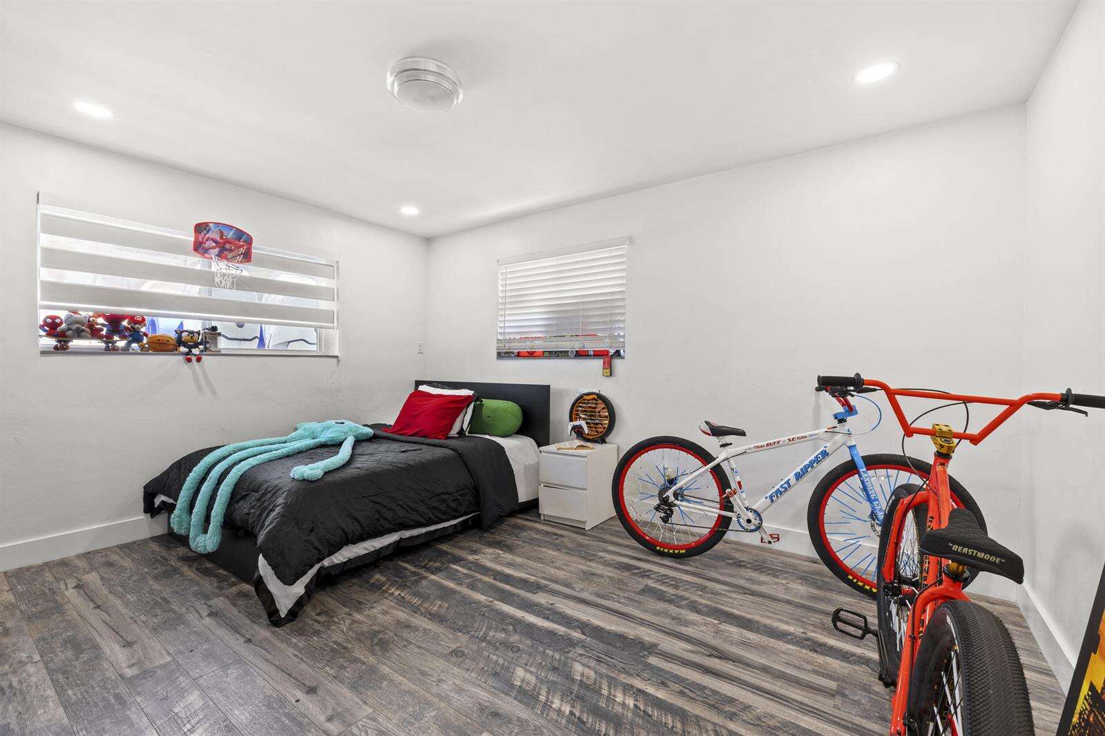 3230 Roosevelt, Hollywood, FL 33021 - For Sale photo 32
