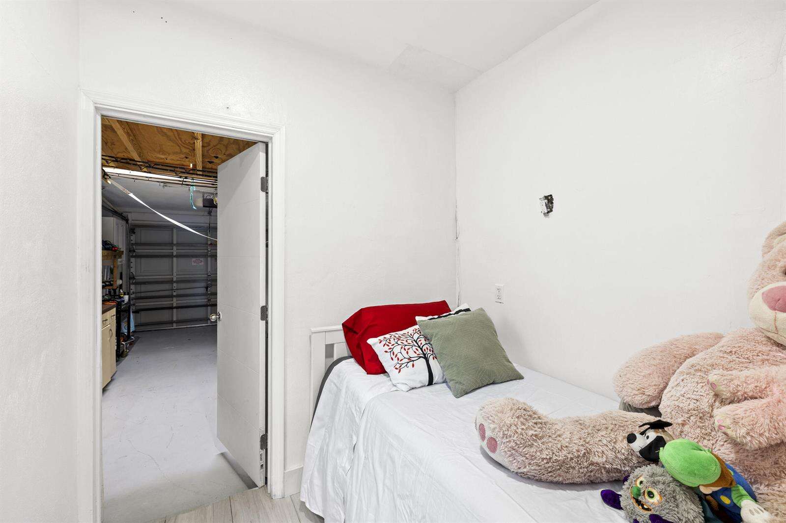 3230 Roosevelt, Hollywood, FL 33021 - For Sale photo 34