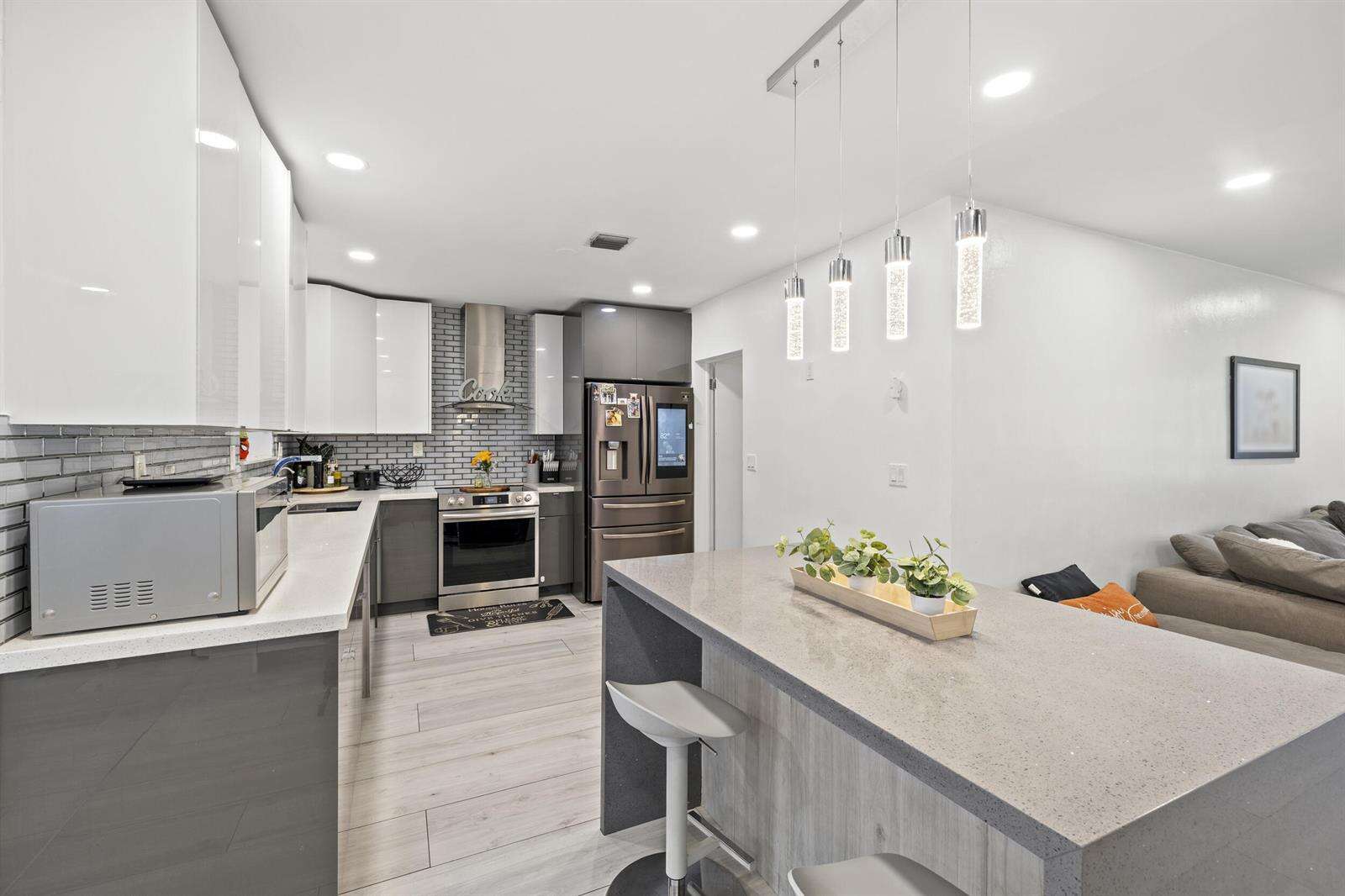 3230 Roosevelt, Hollywood, FL 33021 - For Sale photo 10