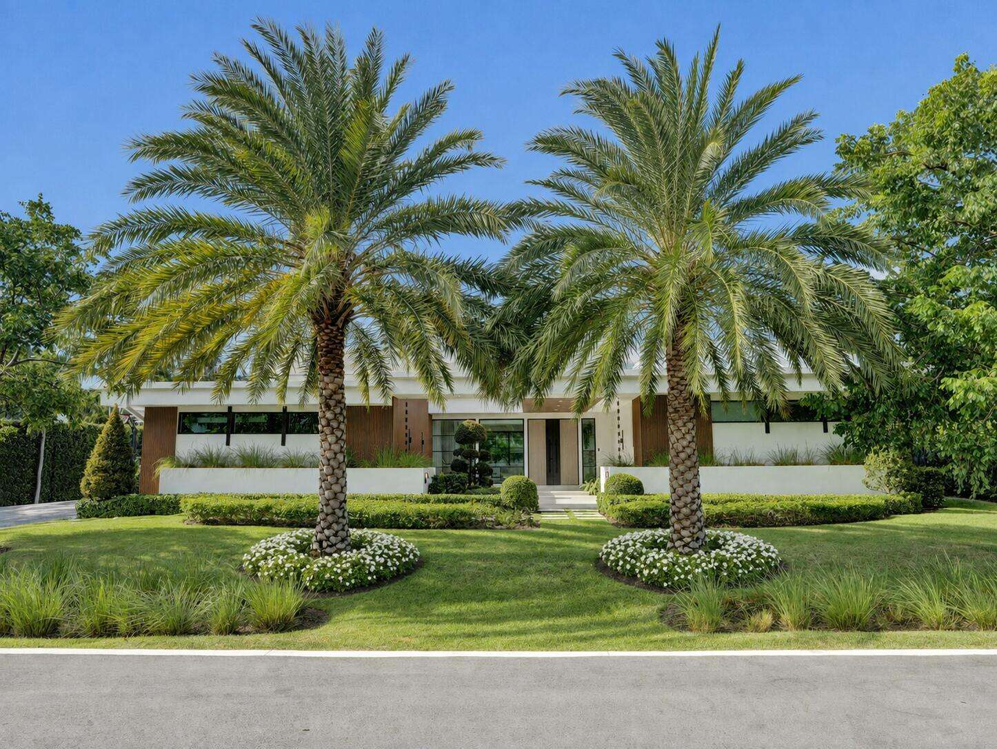7 Tahoe, Sea Ranch Lakes, FL 33308 - For Sale photo 1