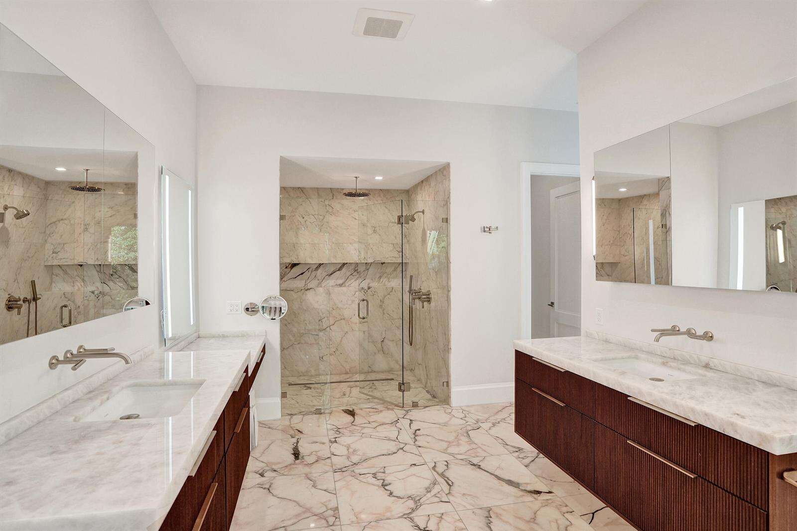 7 Tahoe, Sea Ranch Lakes, FL 33308 - For Sale photo 29