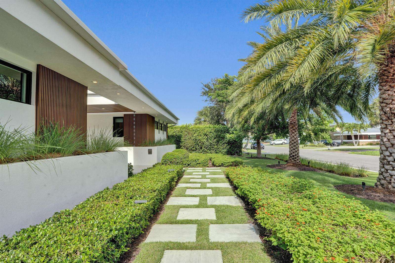7 Tahoe, Sea Ranch Lakes, FL 33308 - For Sale photo 5