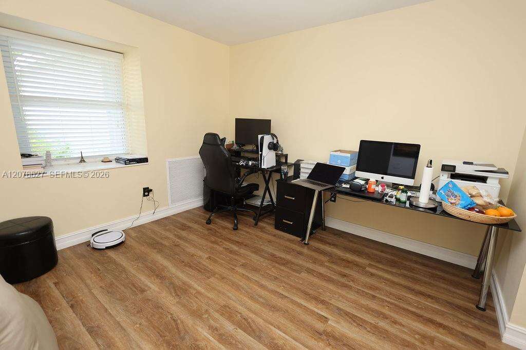 14871 156th St, Miami, FL 33187 - For Sale photo 15