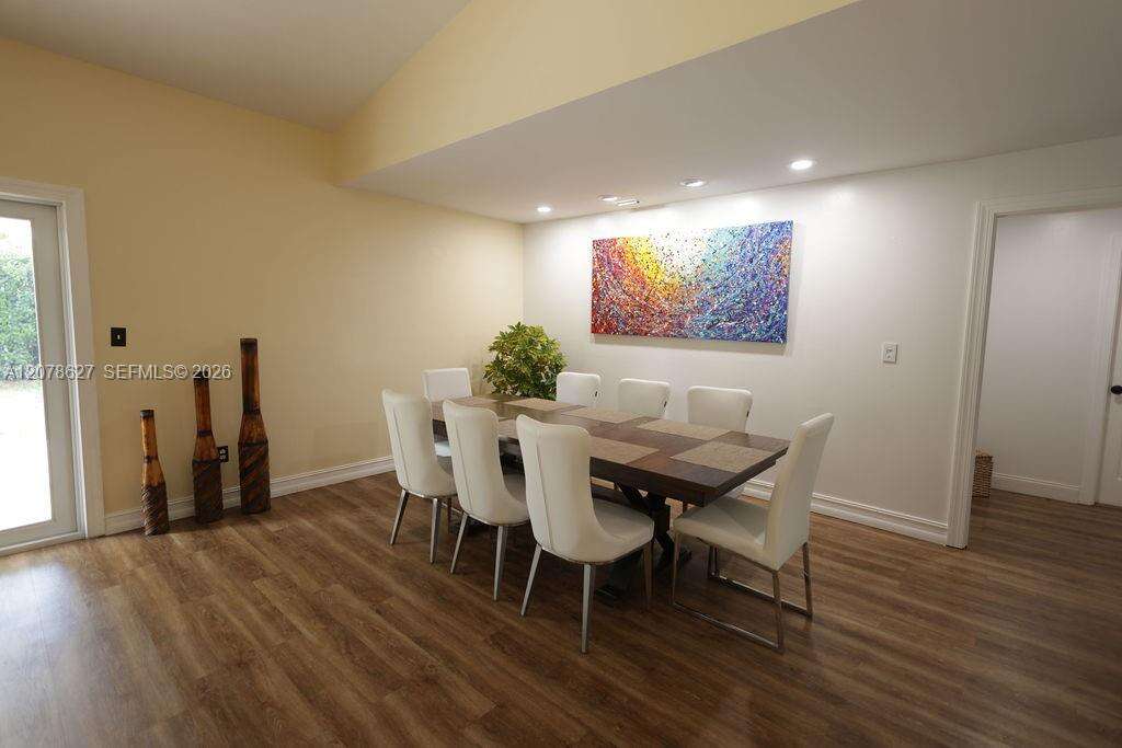 14871 156th St, Miami, FL 33187 - For Sale photo 5