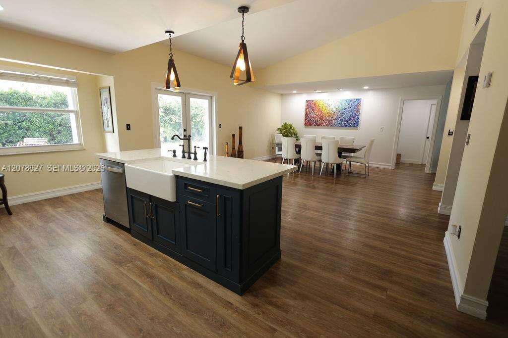 14871 156th St, Miami, FL 33187 - For Sale photo 6