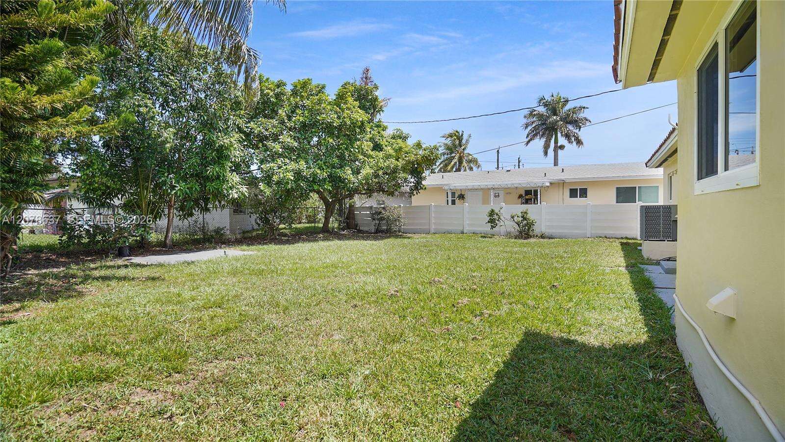 903 2nd St, Hallandale Beach, FL 33009 - For Sale photo 31
