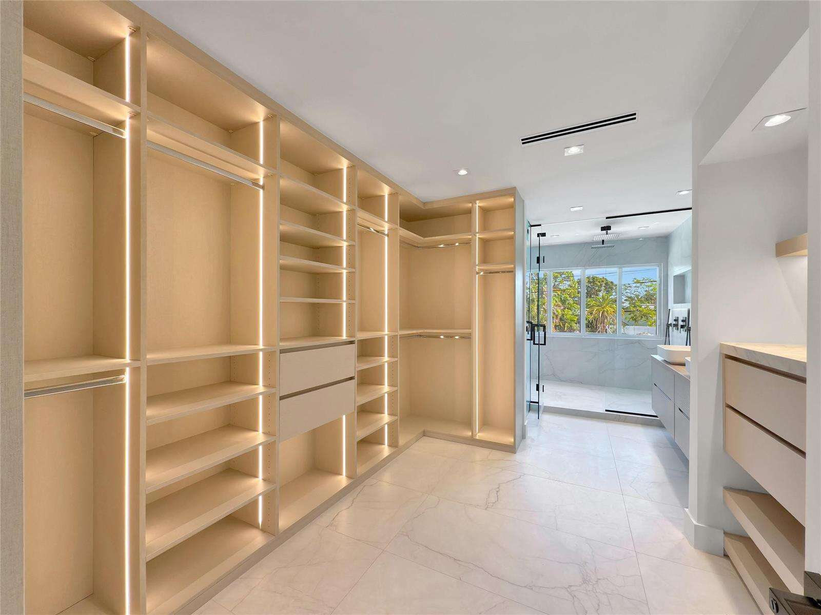 729 17th, Fort Lauderdale, FL 33304 - For Sale photo 17