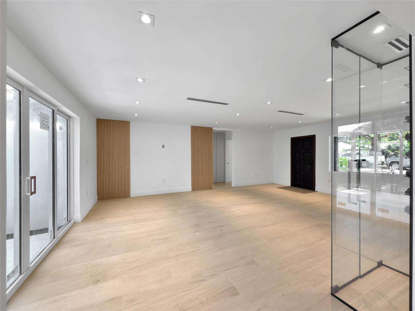 729 17th, Fort Lauderdale, FL 33304 - For Sale photo 8