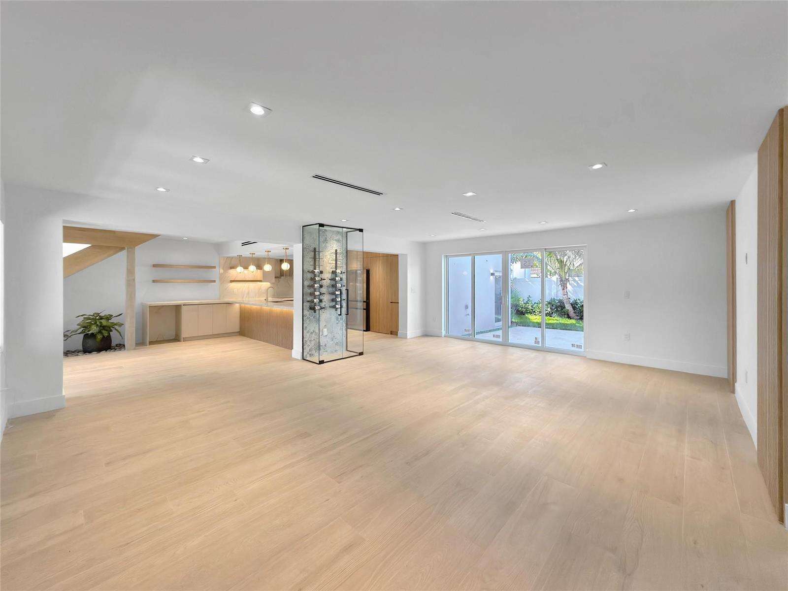 729 17th, Fort Lauderdale, FL 33304 - For Sale photo 9
