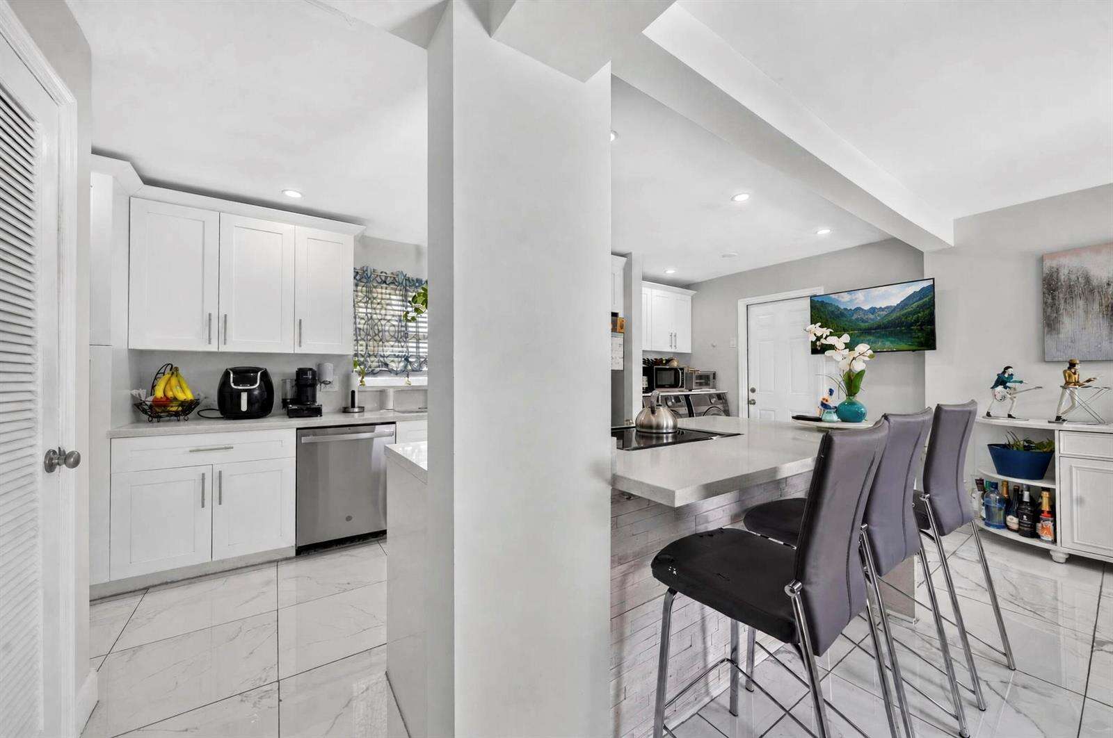7961 Normandy, Miramar, FL 33023 - For Sale photo 15