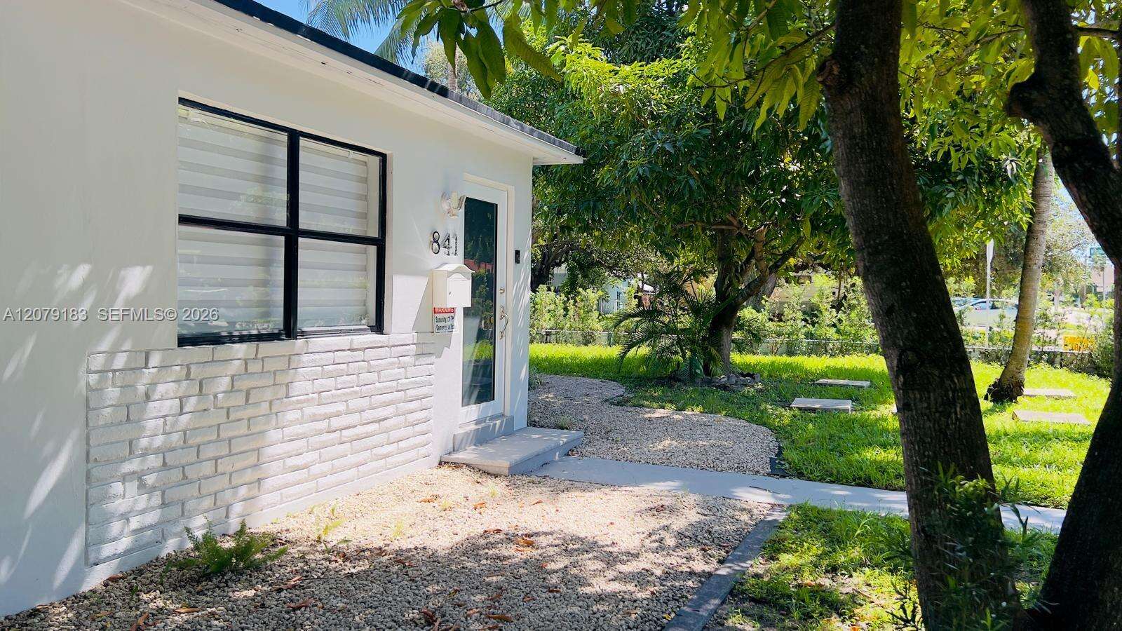841 24th Ave, Hollywood, FL 33020 - For Sale photo 2