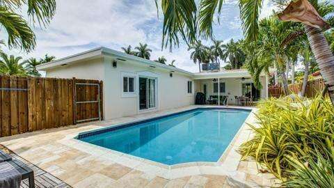 1321 Madison, Hollywood, FL 33019 - For Sale photo 3