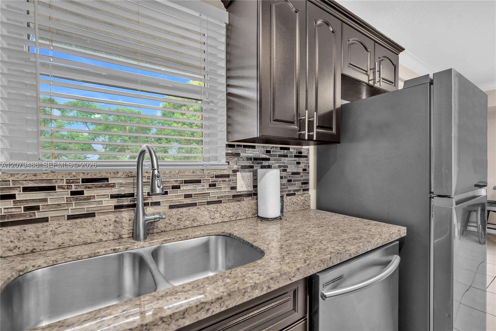 628 4th St, Hallandale Beach, FL 33009 - For Sale photo 11
