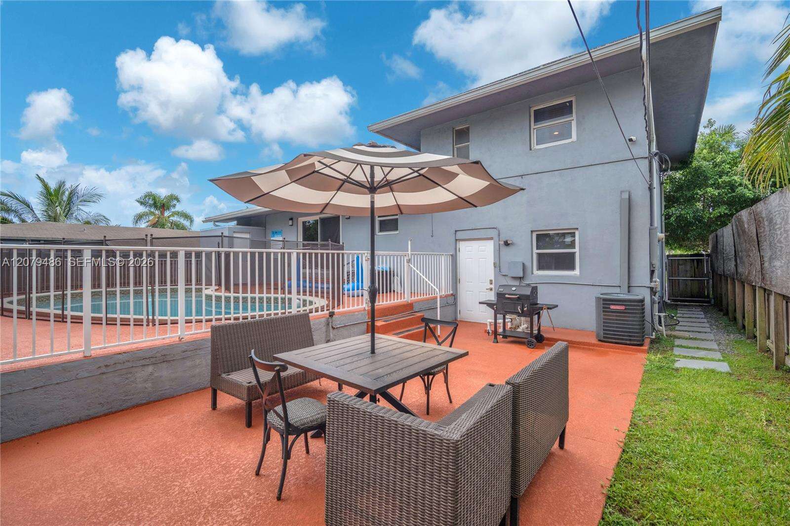 628 4th St, Hallandale Beach, FL 33009 - For Sale photo 27