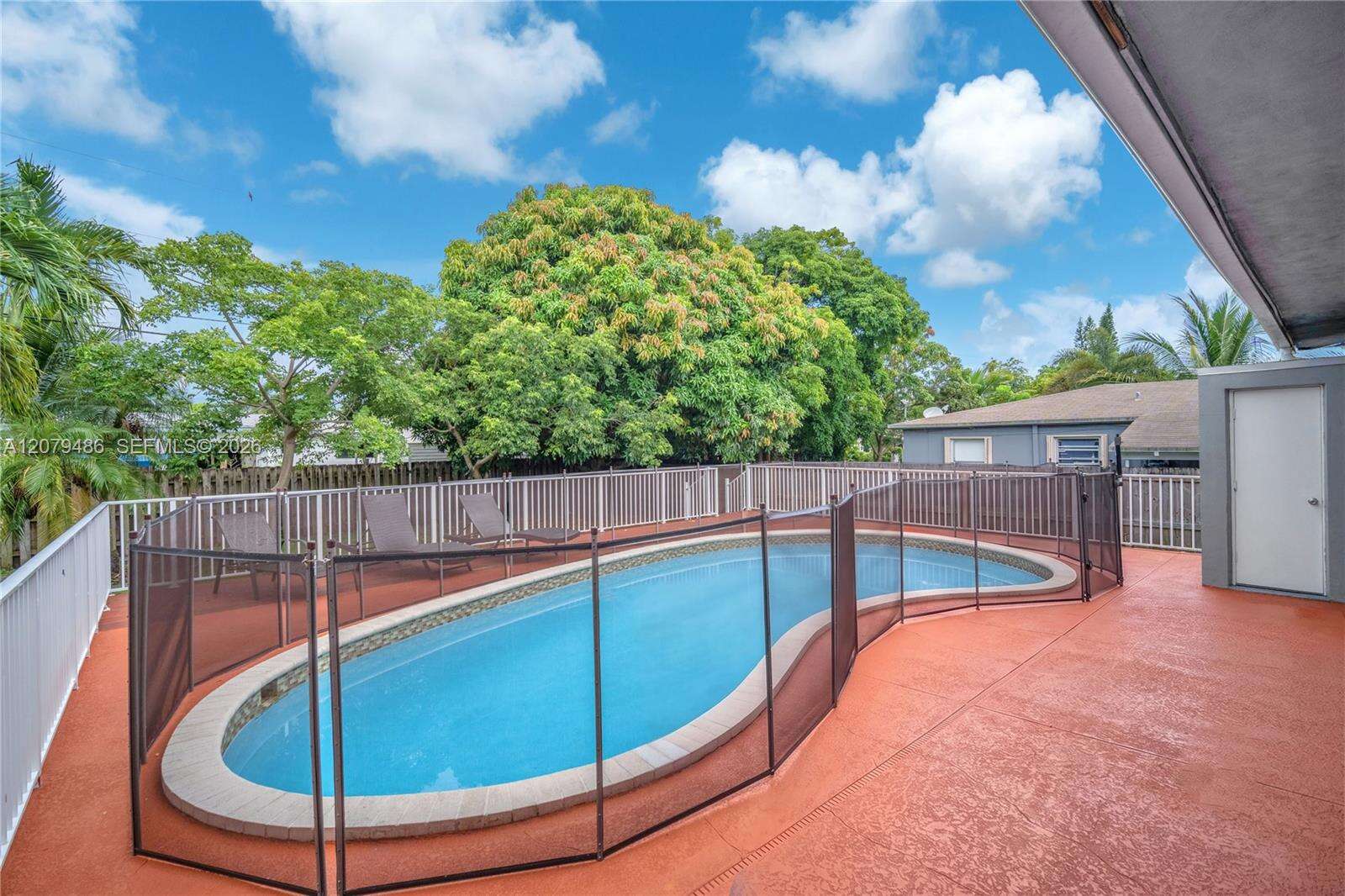 628 4th St, Hallandale Beach, FL 33009 - For Sale photo 30
