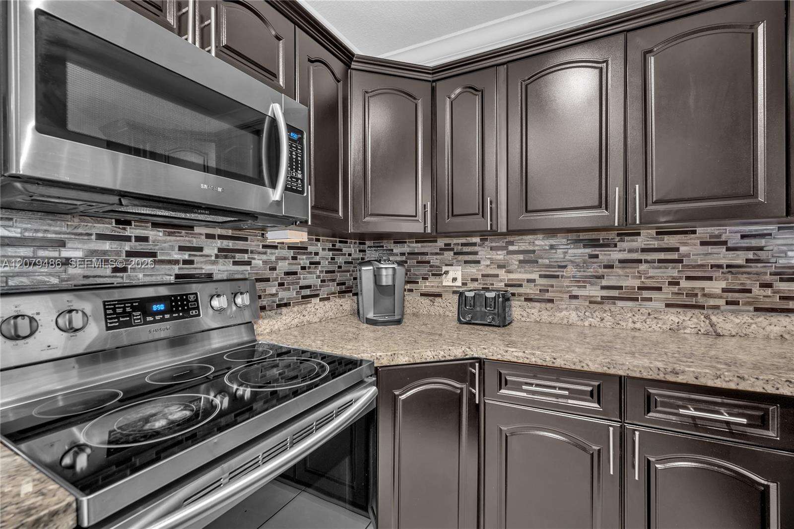 628 4th St, Hallandale Beach, FL 33009 - For Sale photo 9